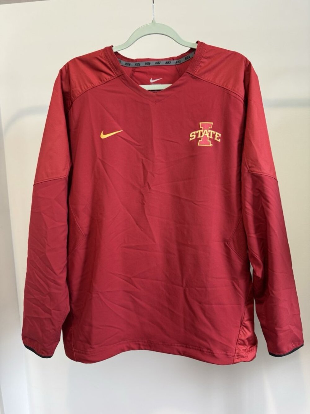 Nike Iowa State Cyclones Windbreaker Men's Medium Red Dri-FIT Pullover